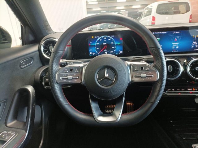 MERCEDES-BENZ A 200 Automatic Premium AMG LINE