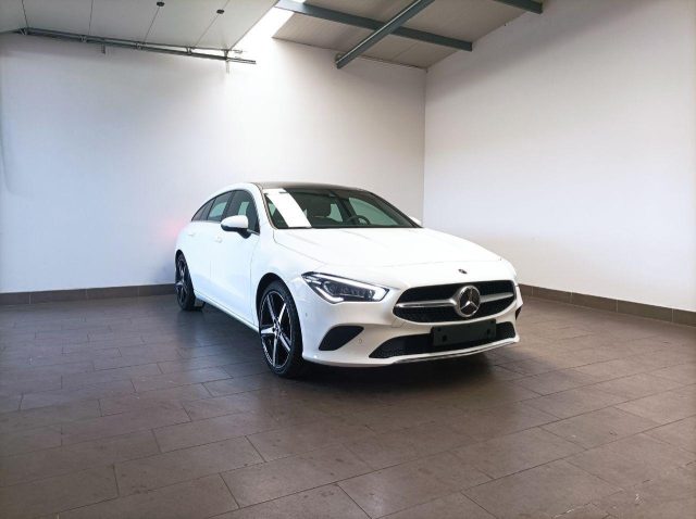 MERCEDES-BENZ CLA 180 Shooting Brake Sport