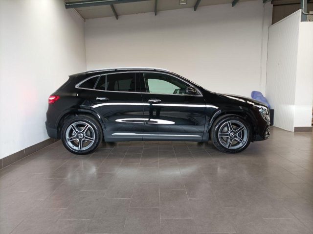 MERCEDES-BENZ GLA 180 d Automatic AMG Line Premium