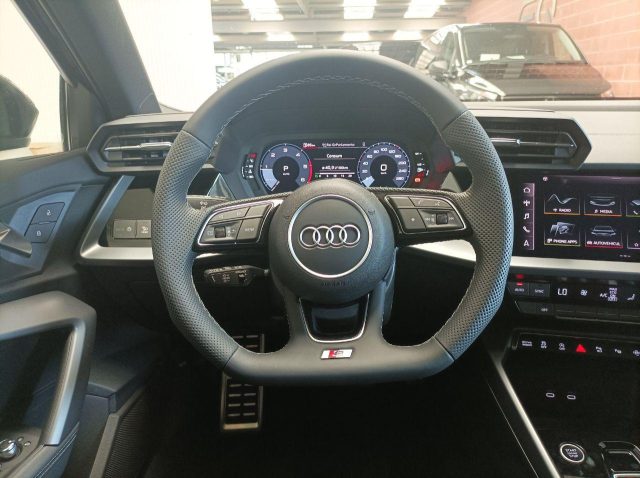 AUDI A3 SPB 35 TDI S tronic S line -ACC