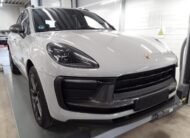 PORSCHE Macan 2.0 T