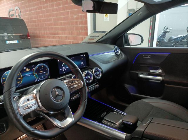 MERCEDES-BENZ GLA 200 d Automatic Premium AMG LINE