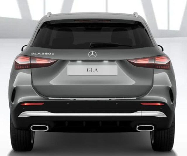 MERCEDES-BENZ GLA 250 e Plug-in hybrid Automatic Premium AMG LINE