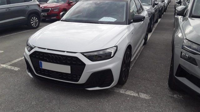 AUDI A1 SPB 30 TFSI Identity Black