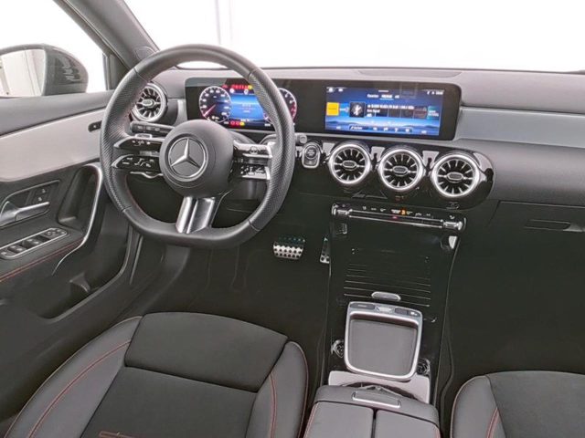 MERCEDES-BENZ A 180 Automatic AMG Line Advanced Plus Mild Hybrid