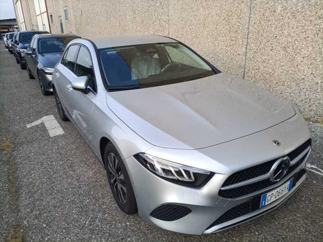 MERCEDES-BENZ A 180 d Automatic Advanced