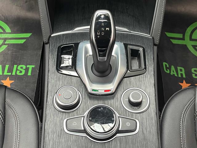 ALFA ROMEO Stelvio 2.0 Turbo 200 CV AT8 Q4 IVA ESPOSTA FATTURABILE