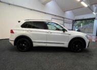 VOLKSWAGEN Tiguan 2.0 TDI 150 CV DSG 4MOTION R-Line ACC|19|LED