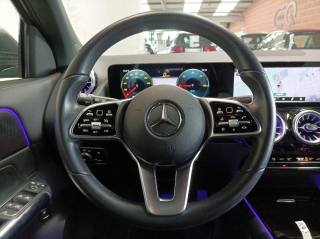 MERCEDES-BENZ EQA 250 Sport