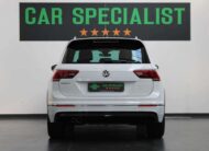 VOLKSWAGEN Tiguan 1.5 TSI DSG|TETTO|R-LINE|ACC|PADDLE|19′