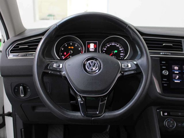 VOLKSWAGEN Tiguan 1.5 TSI DSG|TETTO|R-LINE|ACC|PADDLE|19′