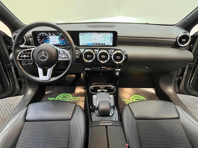 MERCEDES-BENZ A 180 Automatica Sport UNIPROP.|SERVICE|LED|NAVI|19′